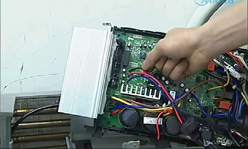 湖州美的空调电话是多少